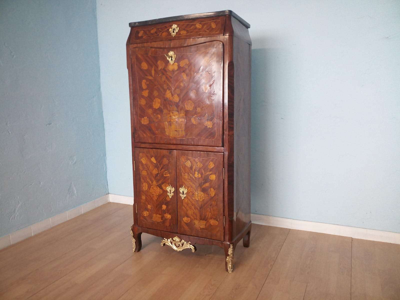 French Louis XV secretaire