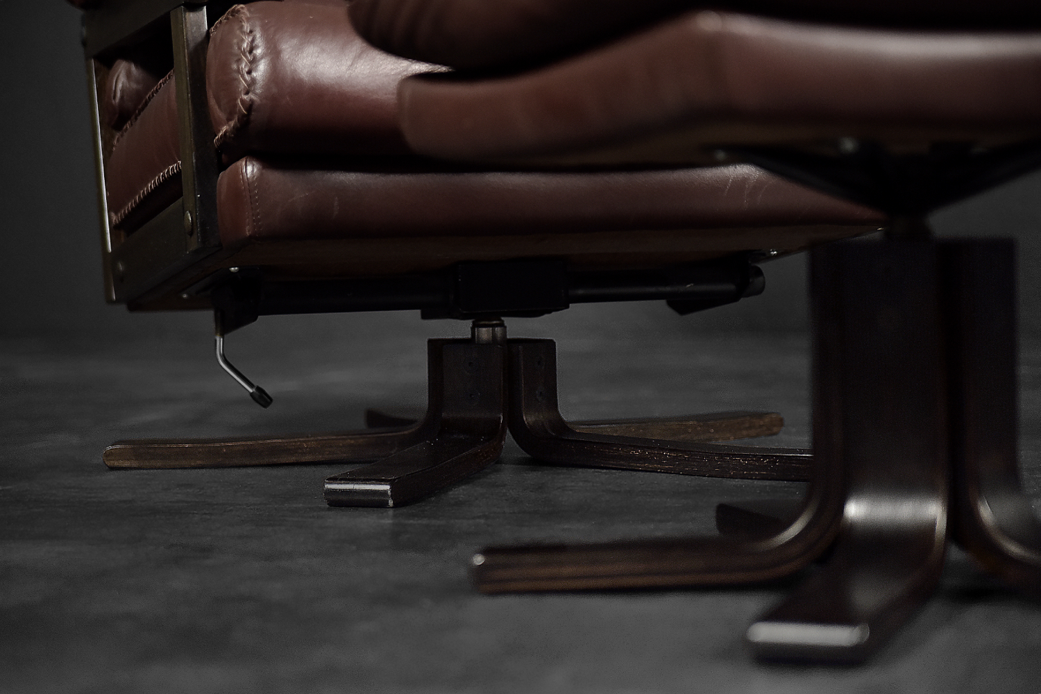 Vintage Mid-Century Scandinavian Modern Brown Leather Executive Swivel Chair & Ottoman, 1970s