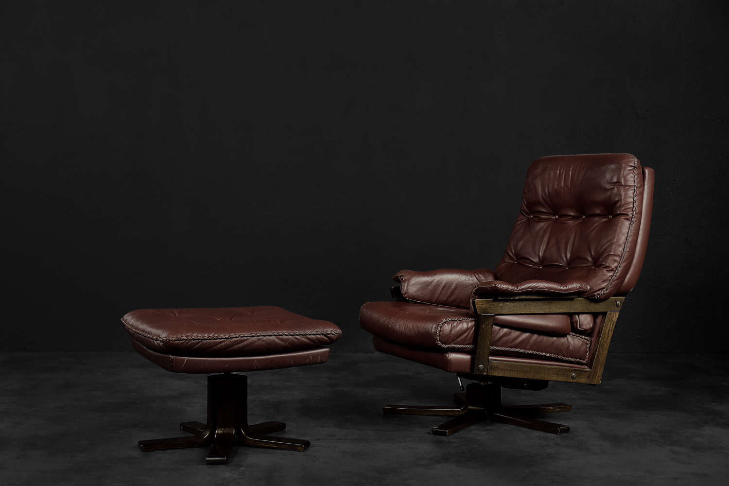 Vintage Mid-Century Scandinavian Modern Brown Leather Executive Swivel Chair & Ottoman, 1970s