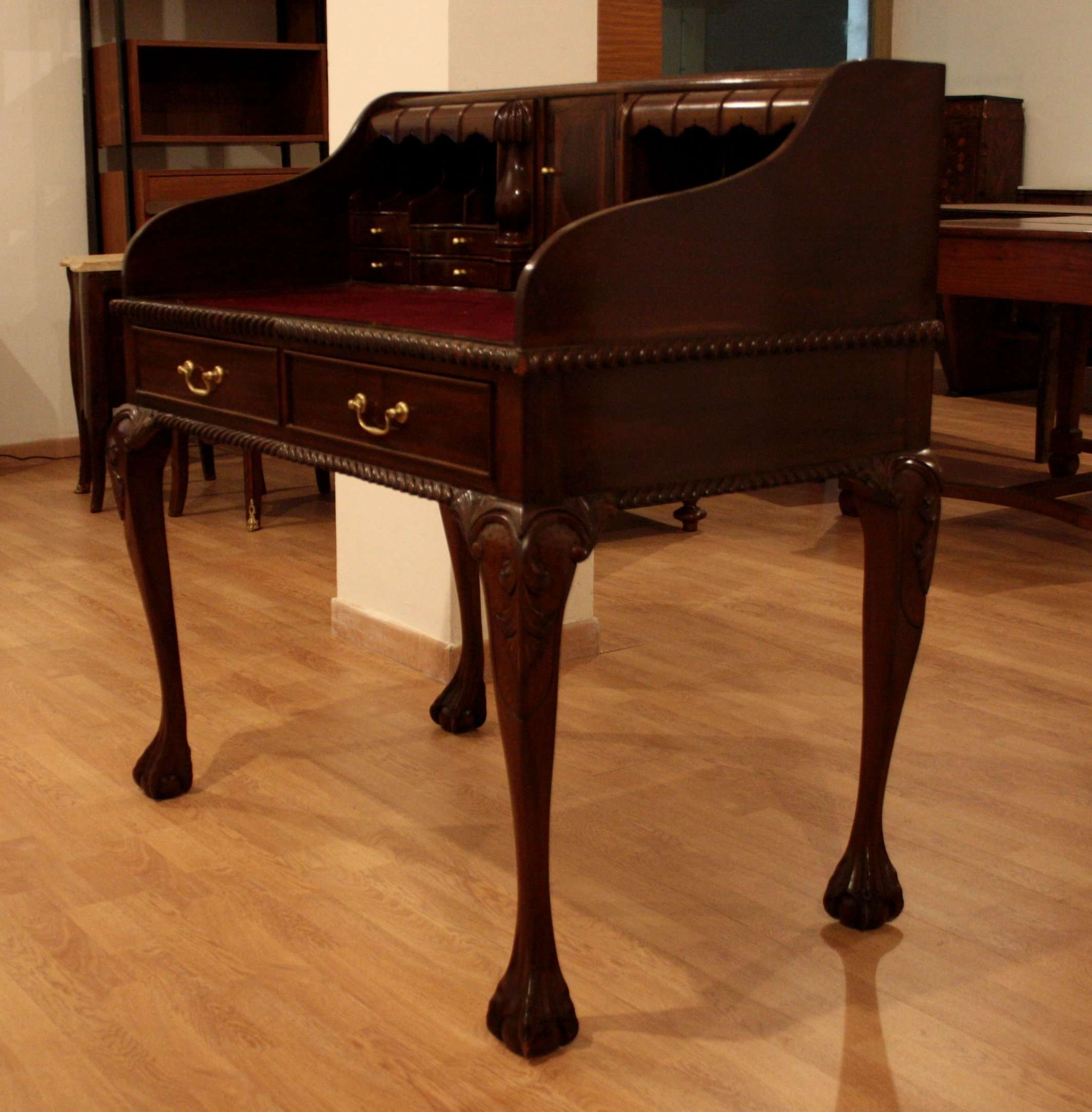 Chippendale writing desk in mahogany