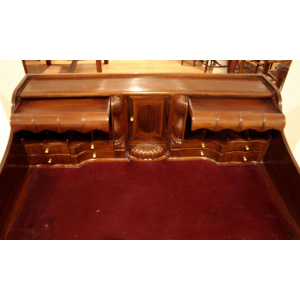 Chippendale writing desk in mahogany