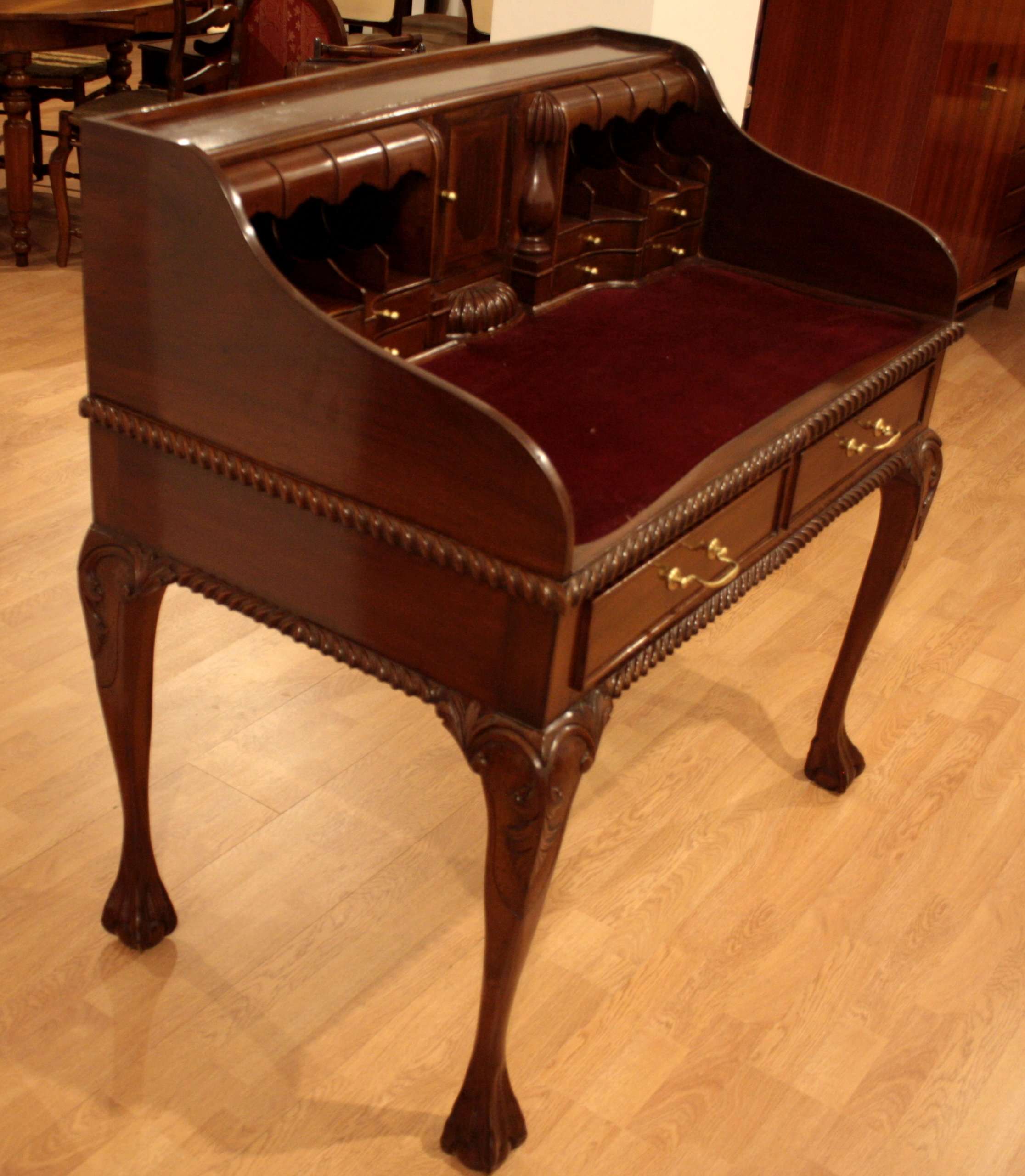 Chippendale writing desk in mahogany