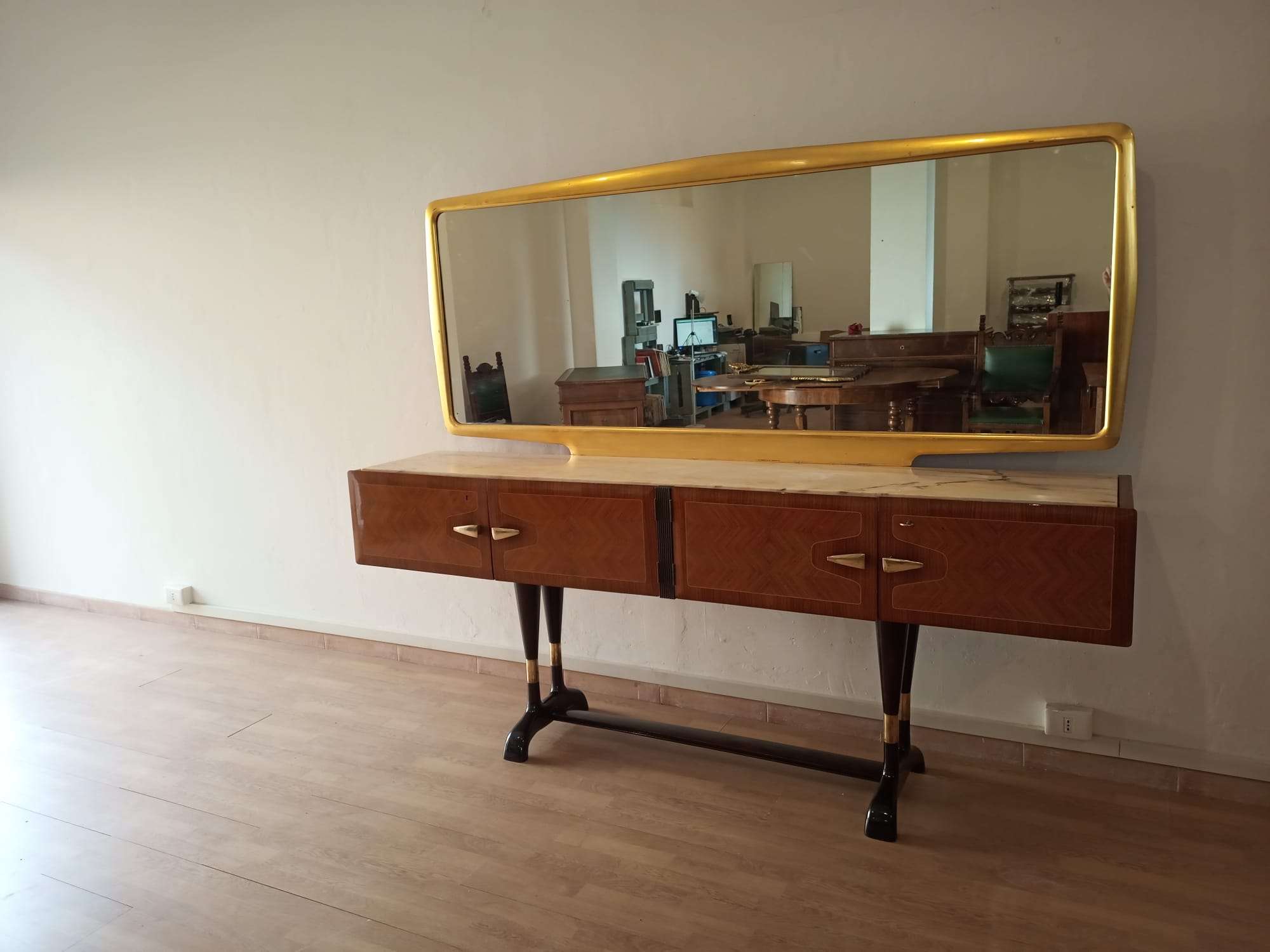 Mid-Century Italian Modern Sideboard With Golden Mirror by Vittorio Dassi for Cecchini