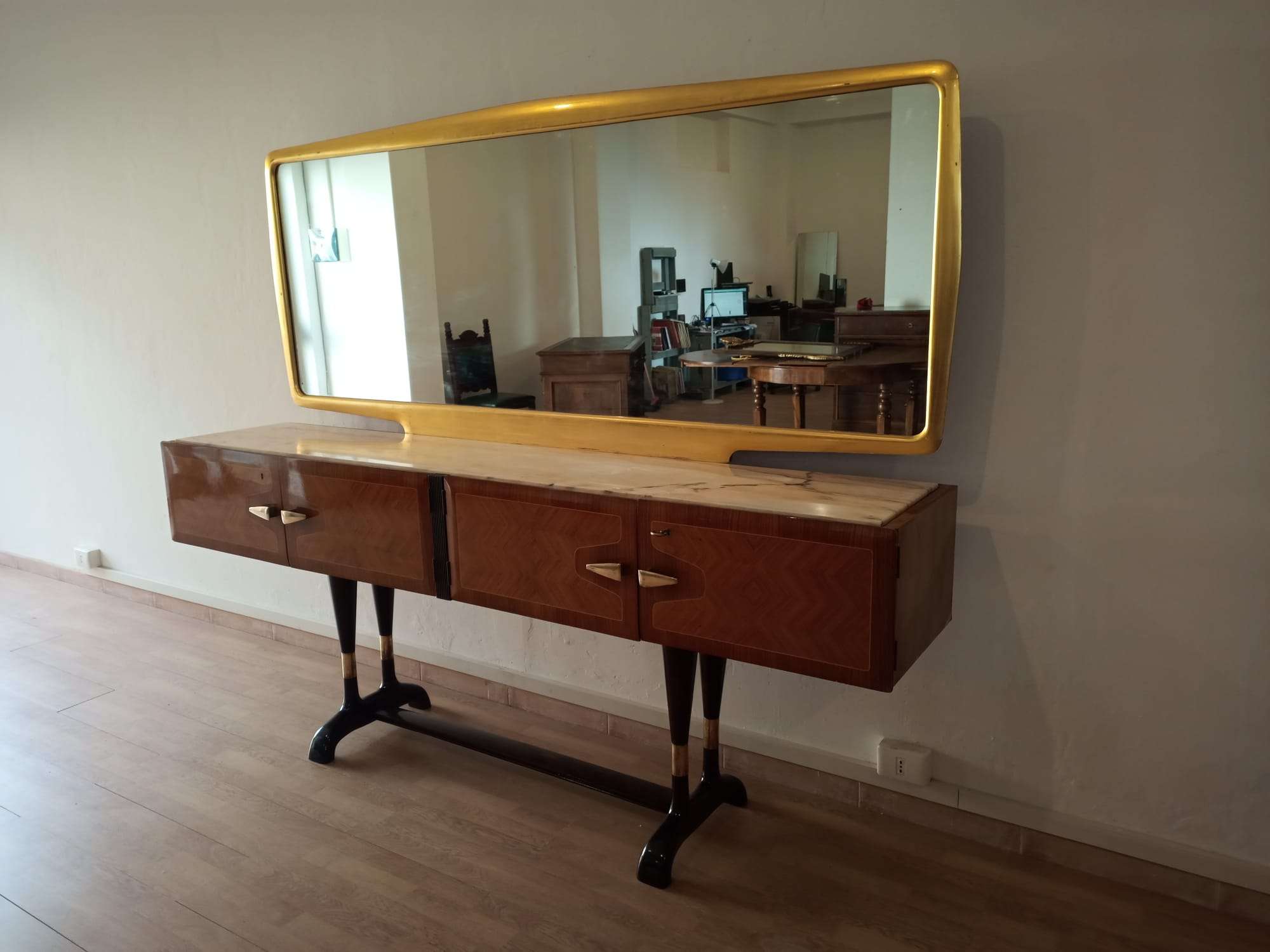 Mid-Century Italian Modern Sideboard With Golden Mirror by Vittorio Dassi for Cecchini