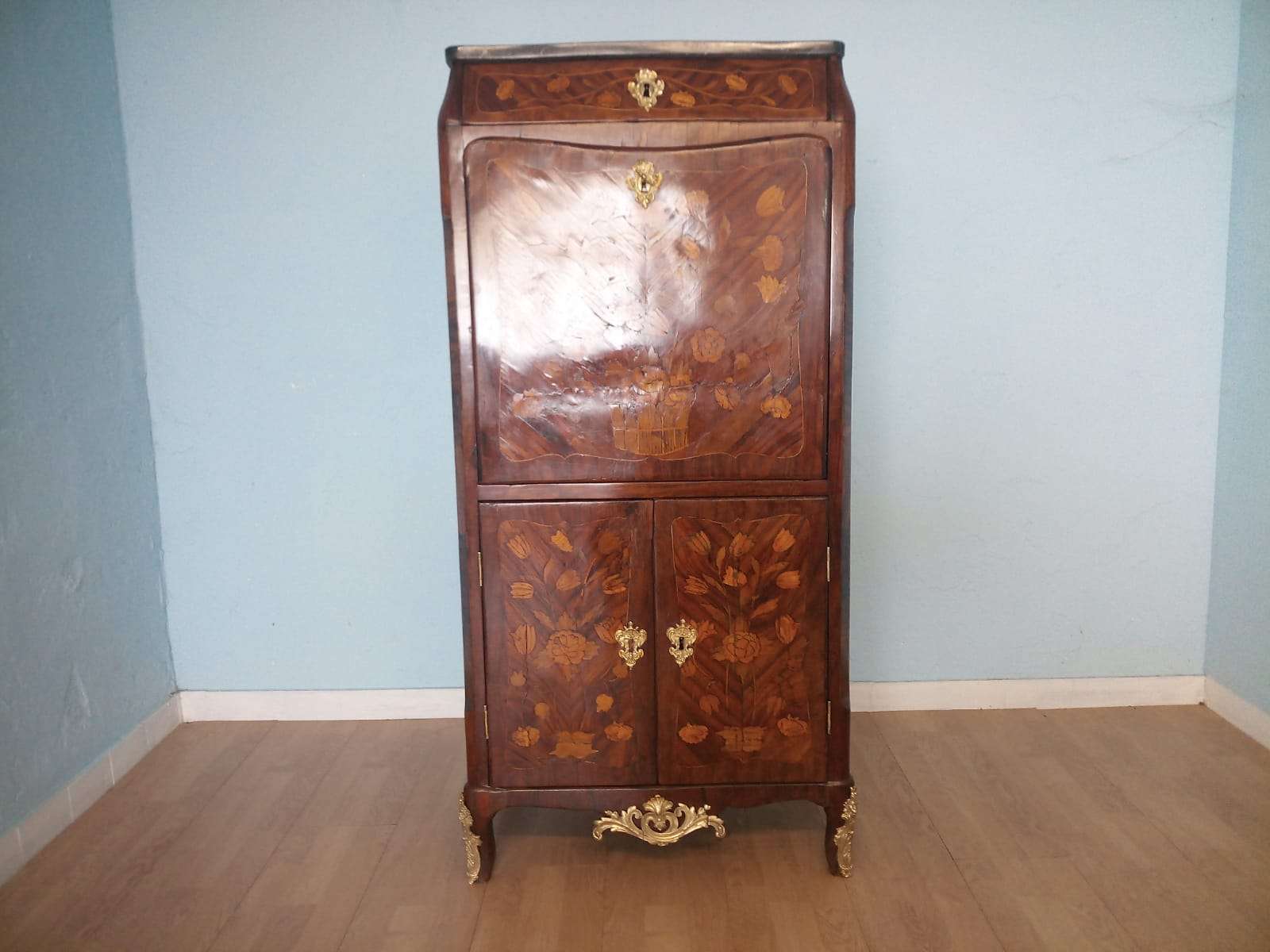 French Louis XV secretaire