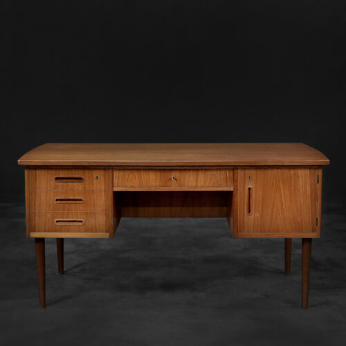 Vintage Classic Mid-Century Danish Scandinavian Modern Teak Bilateral Desk, 1960s