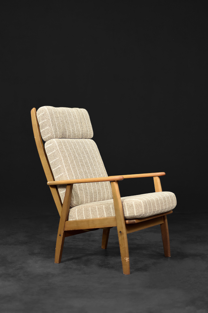 Vintage Mid-Century Danish Modern Wood & Fabric Lounge Chair from Durup Polstermøbelfabrik, 1970s