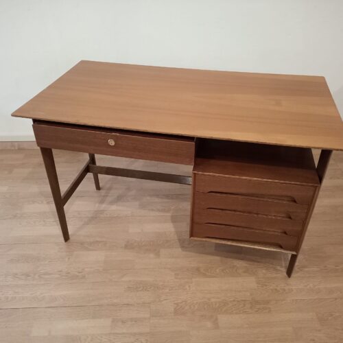 Desk in Teak Oak and Brass by Edmondo Palutari for Dassi