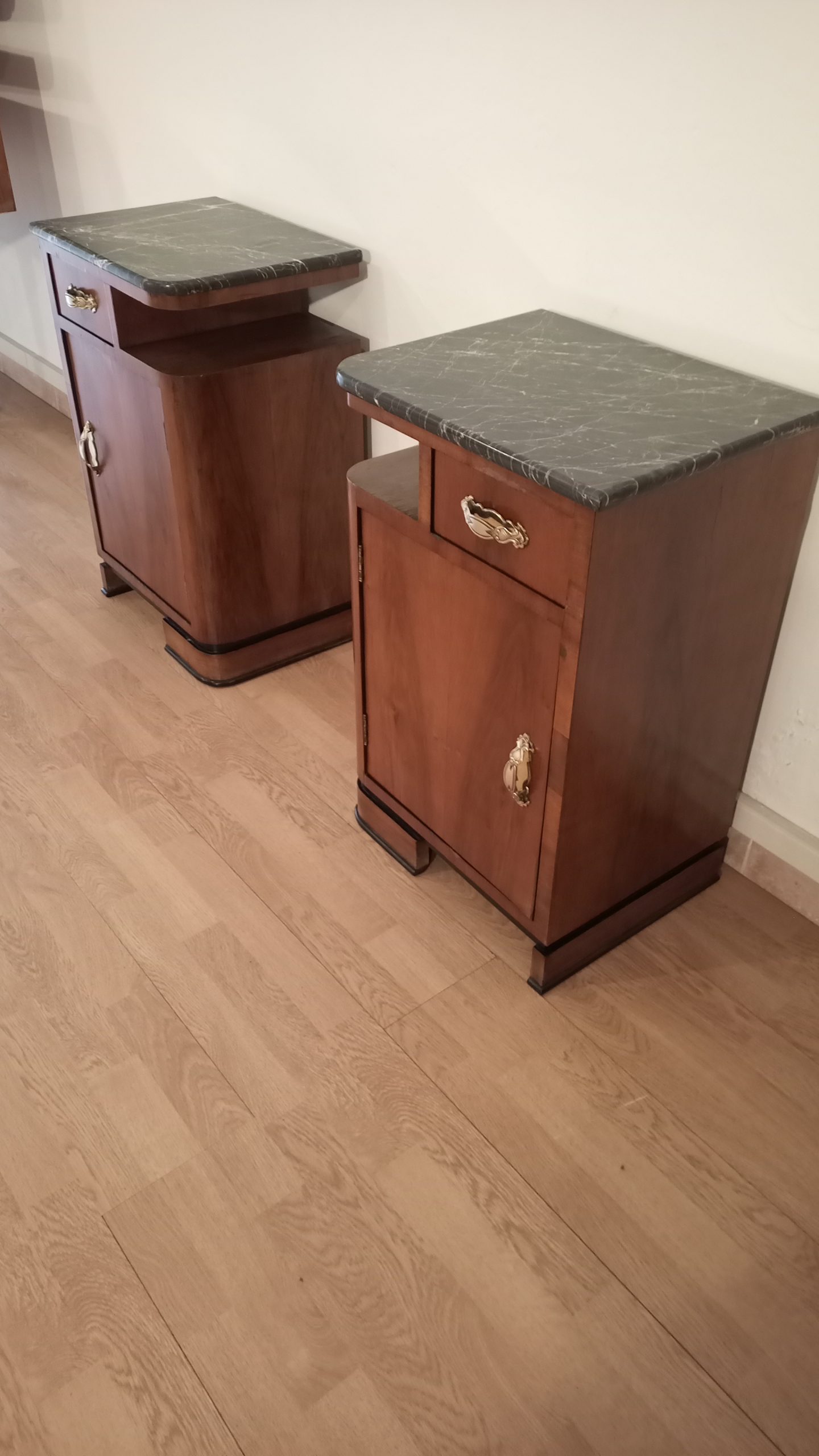 Art Deco Italian Bedside Tables in Walnut, Set of 2