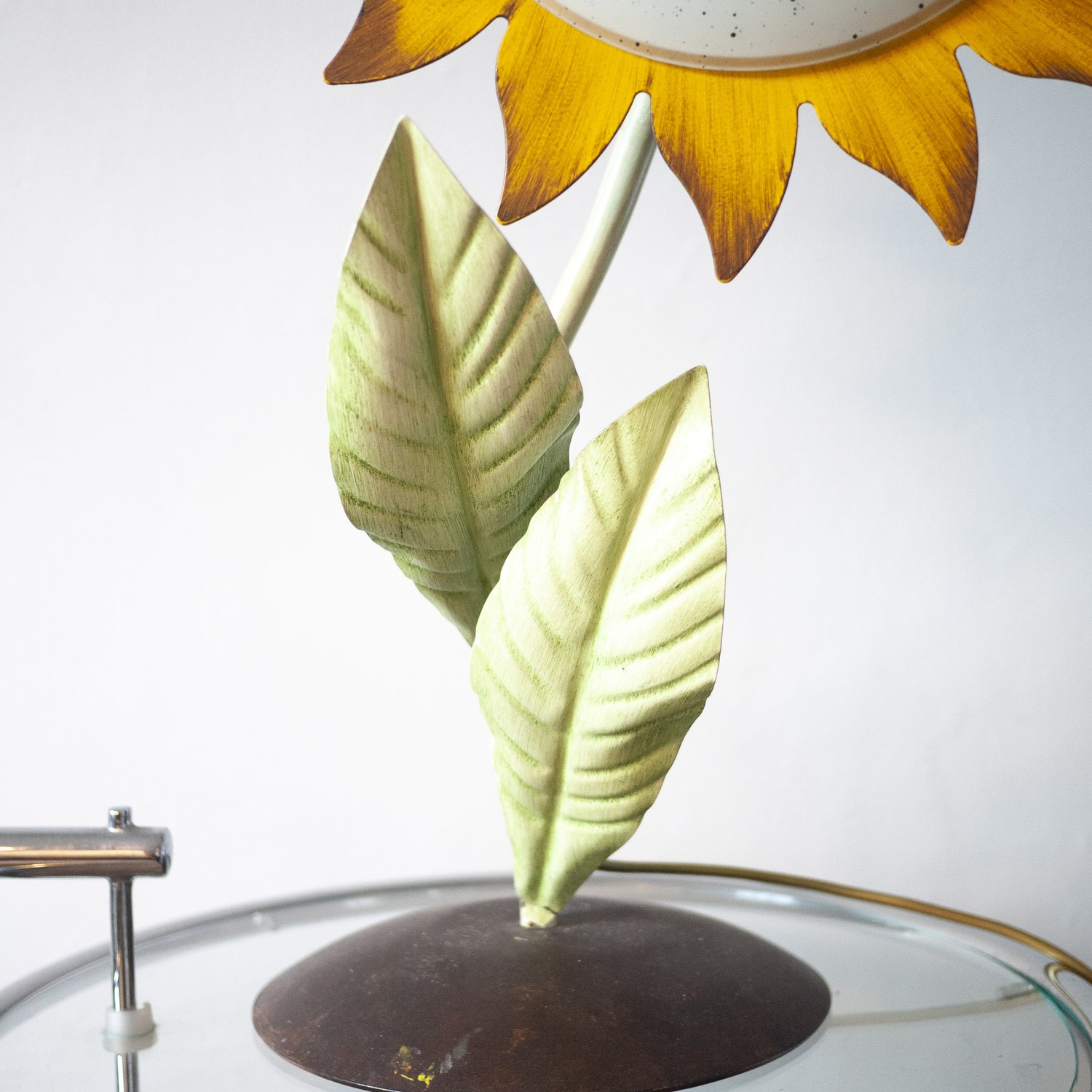 Decorative Italian Metal Painted Sunflower Table Lamp, 1970s