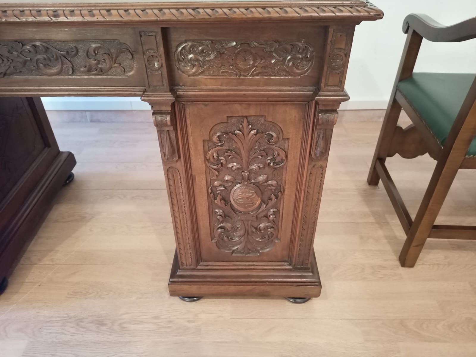 Antique Office Desk with Chairs in Walnut and Leather, Set of 3