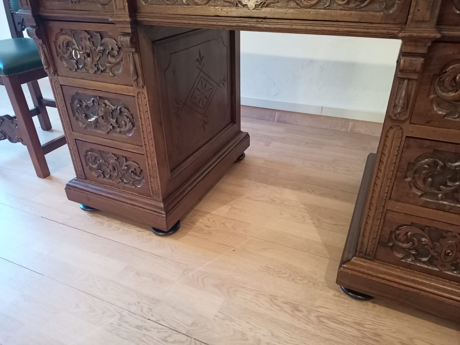 Antique Office Desk with Chairs in Walnut and Leather, Set of 3