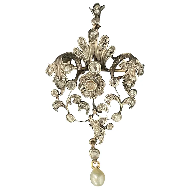 Antique Art Nouveau Diamond pendant set in 18 Kt Gold and Silver