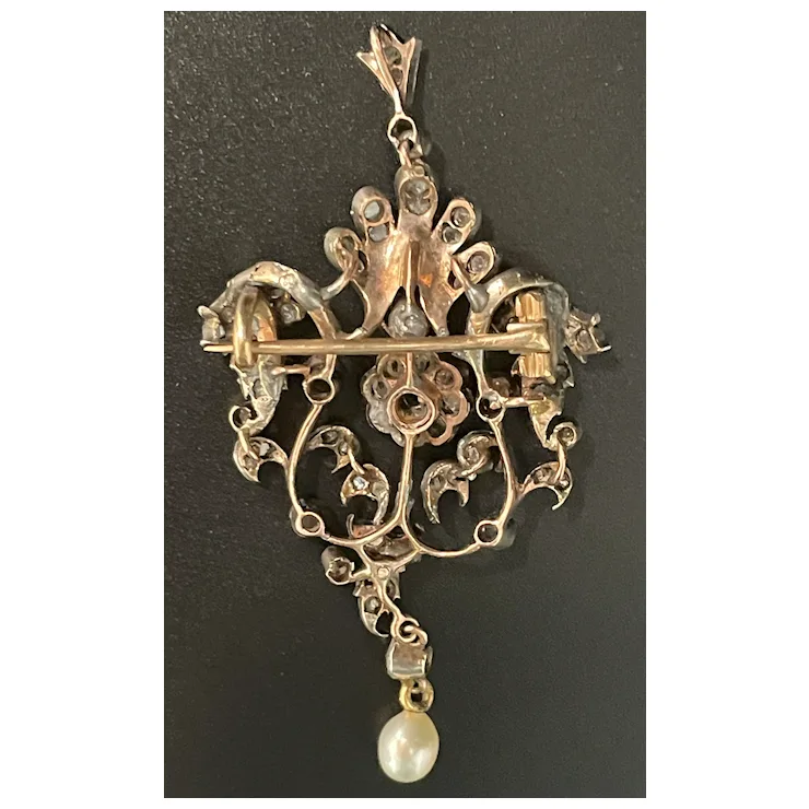 Antique Art Nouveau Diamond pendant set in 18 Kt Gold and Silver