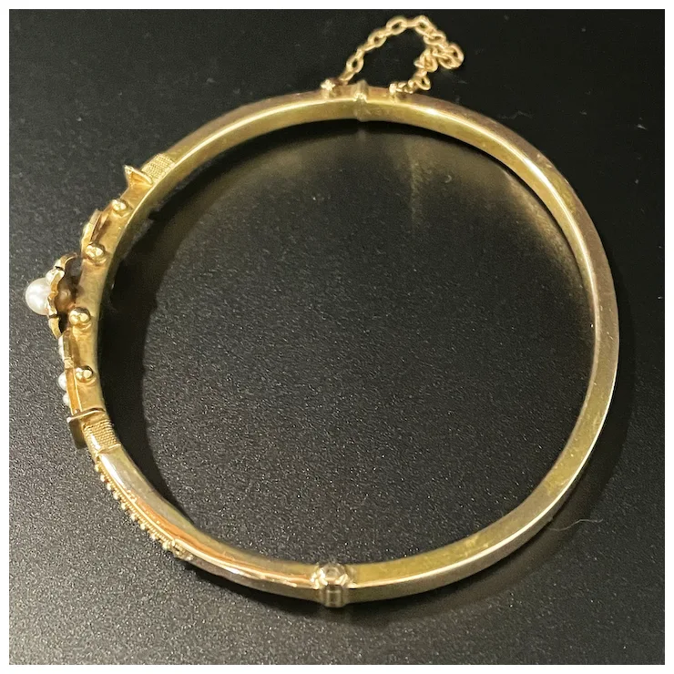 Antique Bangle, from Birmingham 1892, 15K gold with seed pearls