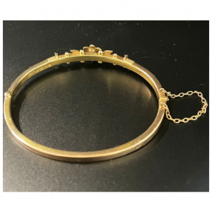 Antique Bangle, from Birmingham 1892, 15K gold with seed pearls