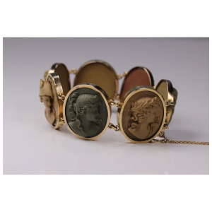 Antique Victorian Lava Cameo Bracelet 14 Karat Gold with Greek/Roman Gods