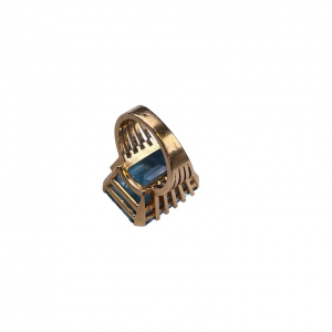 Art Deco Ring, 18K gold, with a large Santa Maria color Aquamarine of 26,49 ct