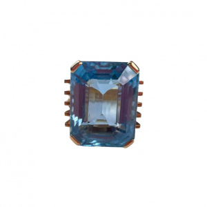 Art Deco Ring, 18K gold, with a large Santa Maria color Aquamarine of 26,49 ct