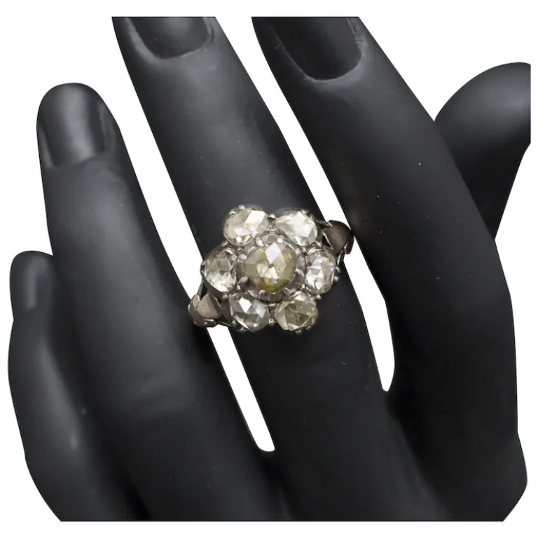 Big Antique Diamond Flower Ring Ca. 3.5ct Total - Image 2