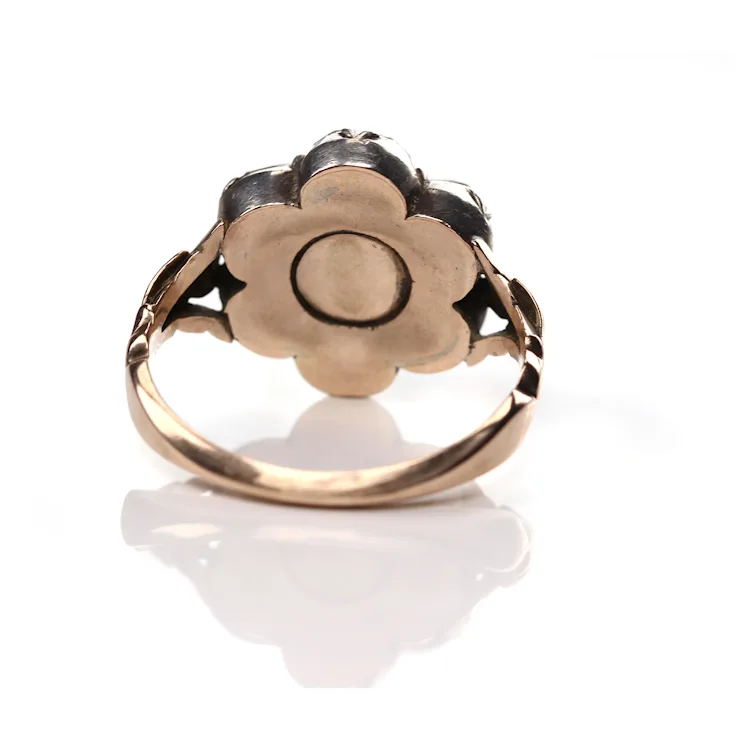Big Antique Diamond Flower Ring Ca. 3.5ct Total