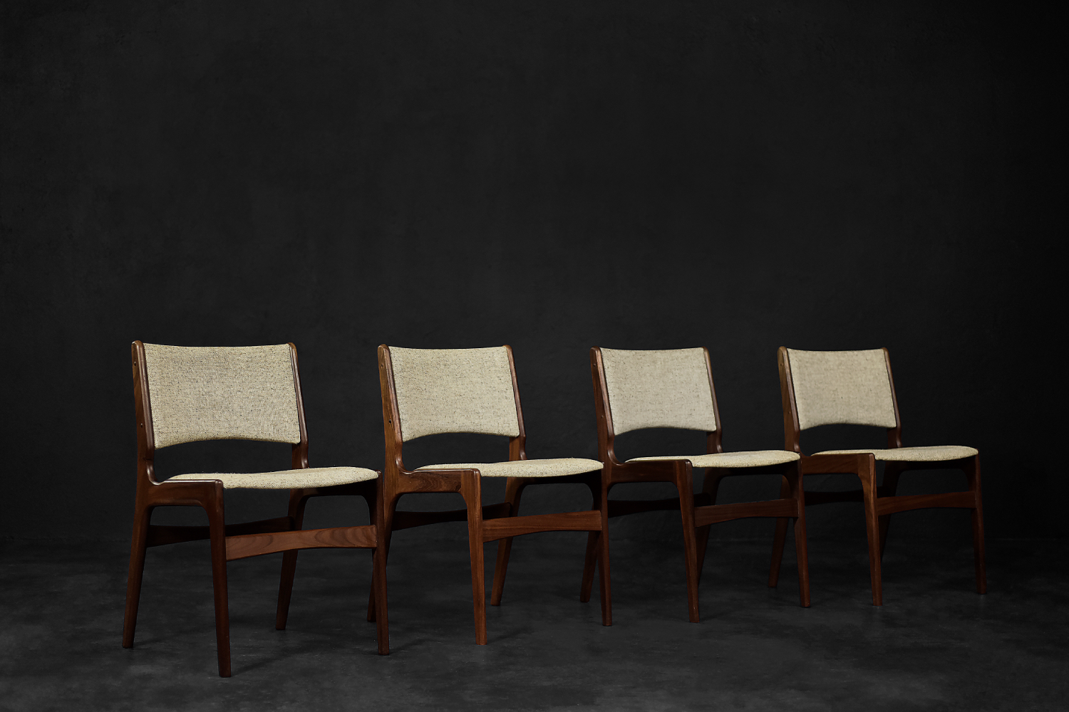 Vintage Scandinavian Modern Teak and Beige Wool Dining Chairs Model 89 by Erik Buch for Anderstrup Møbelfabrik, 1950s, Set of 4