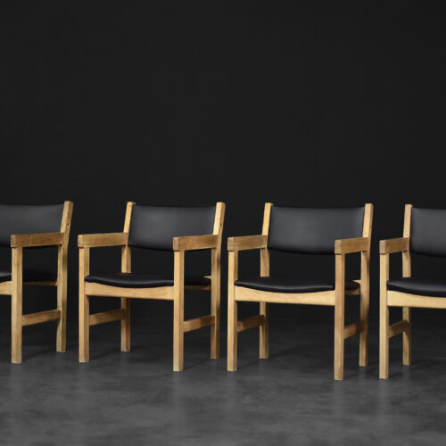 Vintage Mid-Century Danish Modern Oak Chairs by Hans J. Wegner for Getama, 1960s, Set of 4