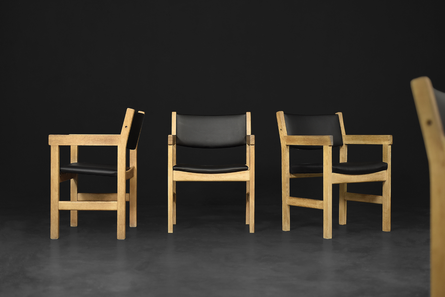 Vintage Mid-Century Danish Modern Oak Chairs by Hans J. Wegner for Getama, 1960s, Set of 4