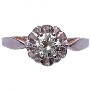 Engagement diamond ring 0,5 ct.  Classic 18K white gold