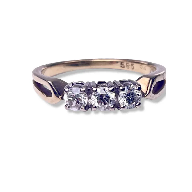 Vintage diamond ring