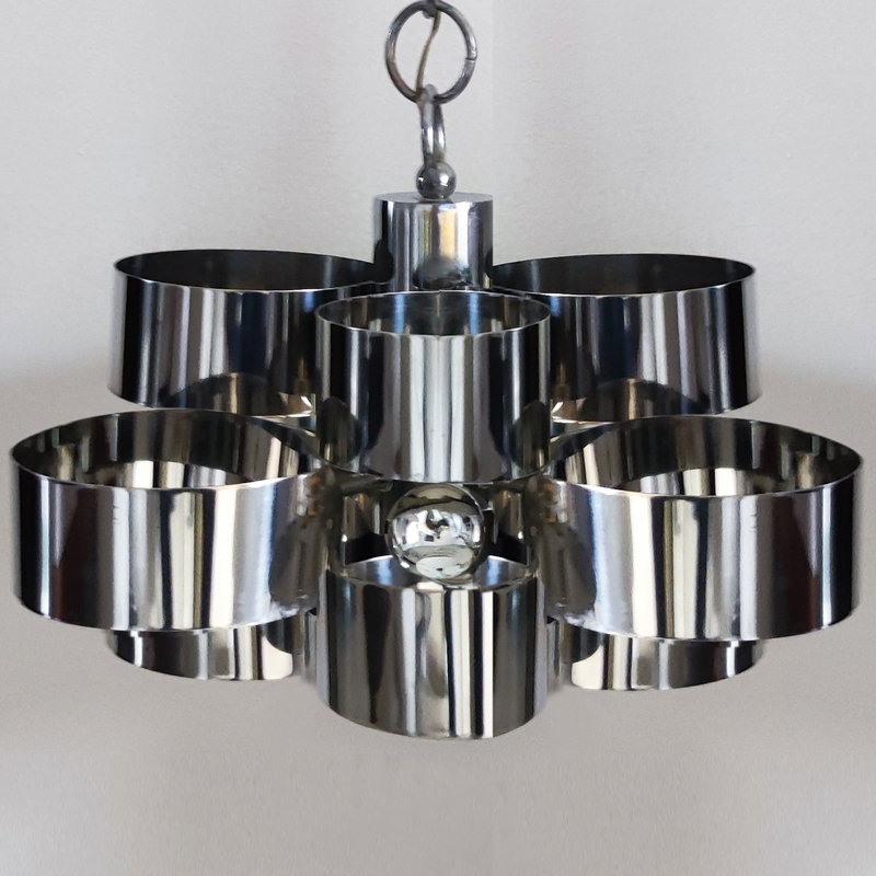 1960s Gorgeous Space Age Pendant Lamp by Max Sauze for Sciolari. Made in Italy