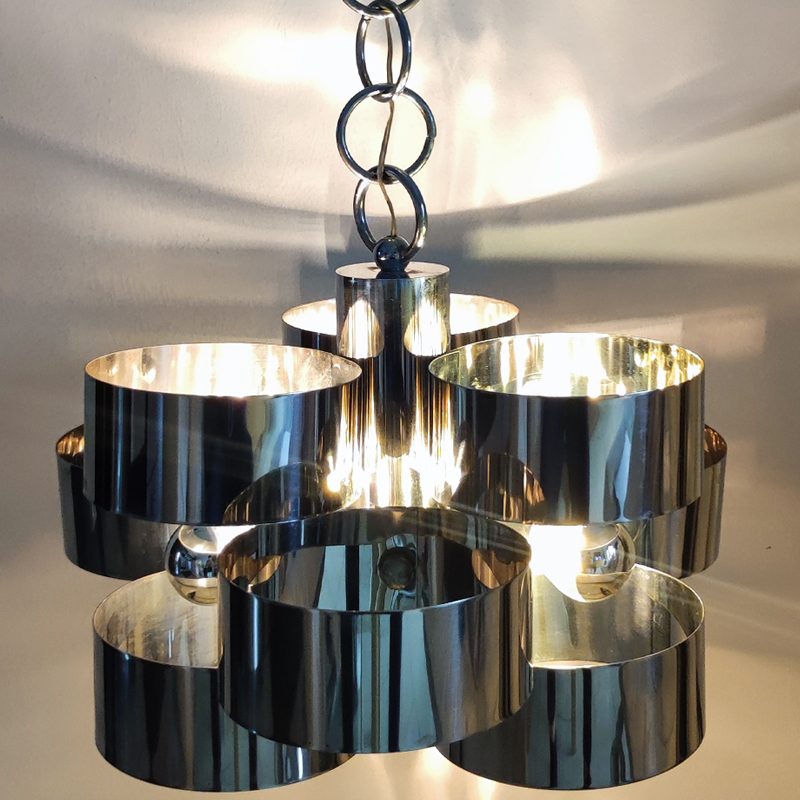1960s Gorgeous Space Age Pendant Lamp by Max Sauze for Sciolari. Made in Italy