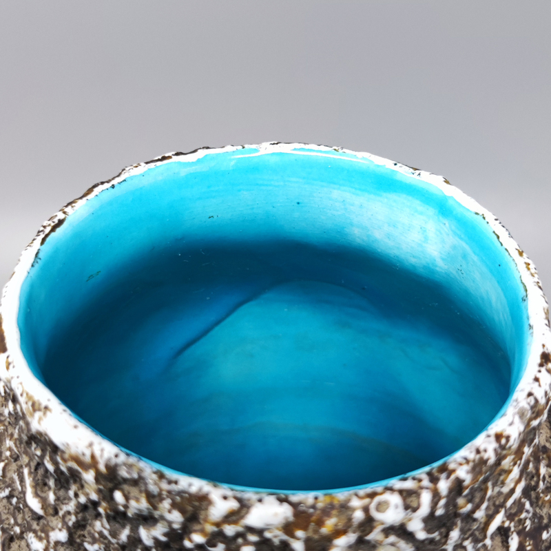 1960s Stunning Lava Vase by Melior. Made in Italy