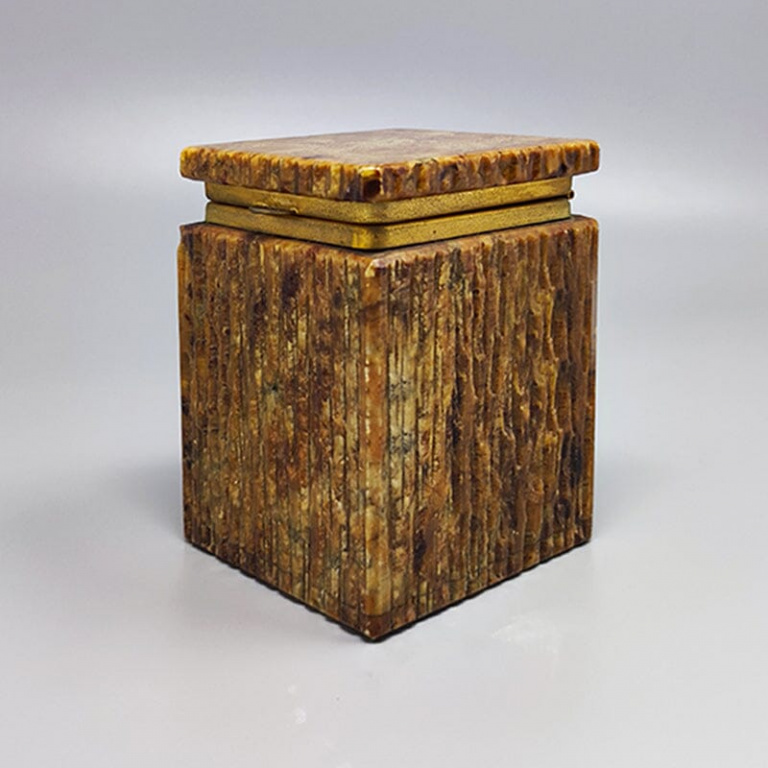 1960s Beautiful Brown Alabaster Box. Handmade. Made in Italy - Image 4