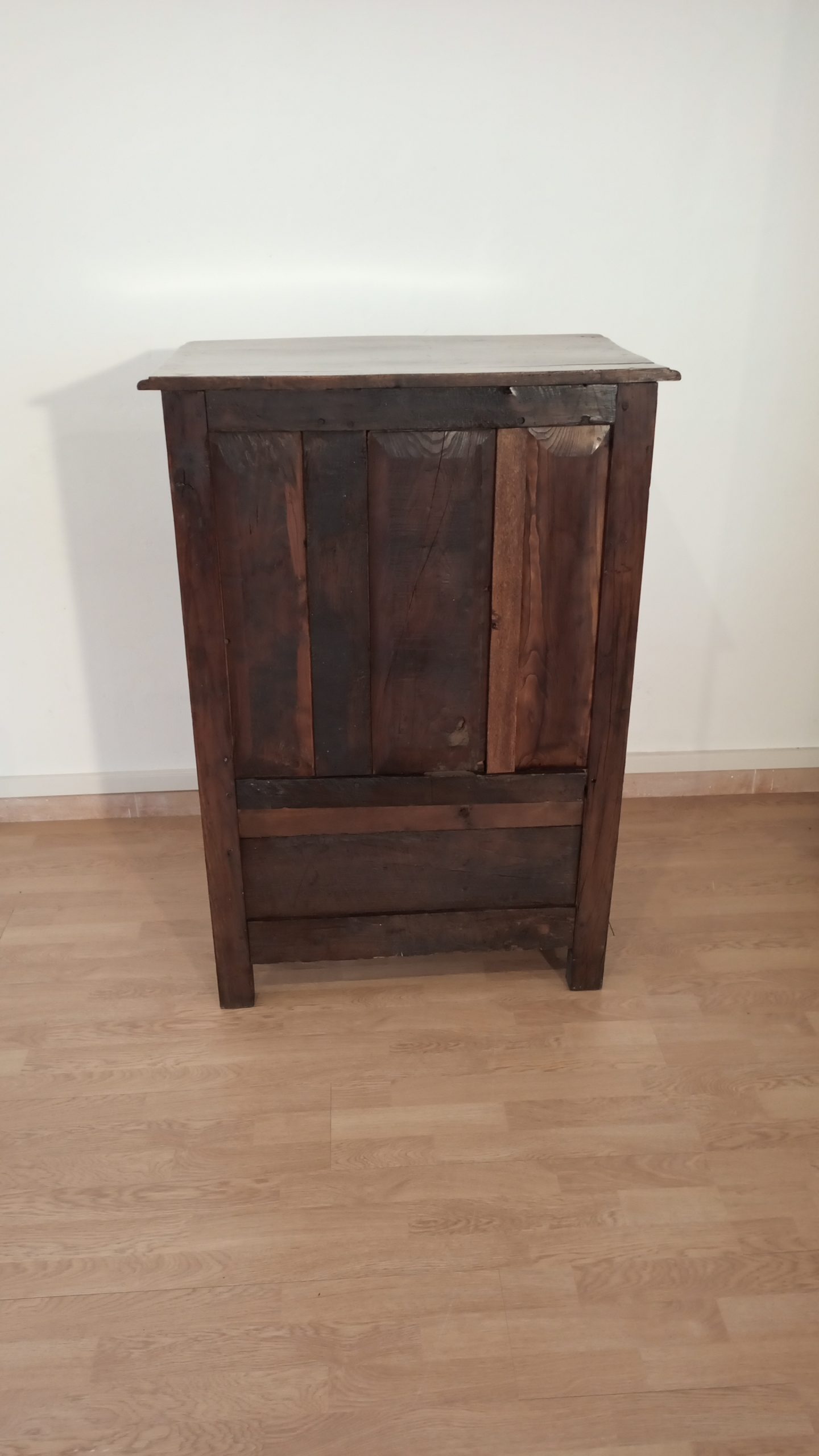 Low sideboard 1700
