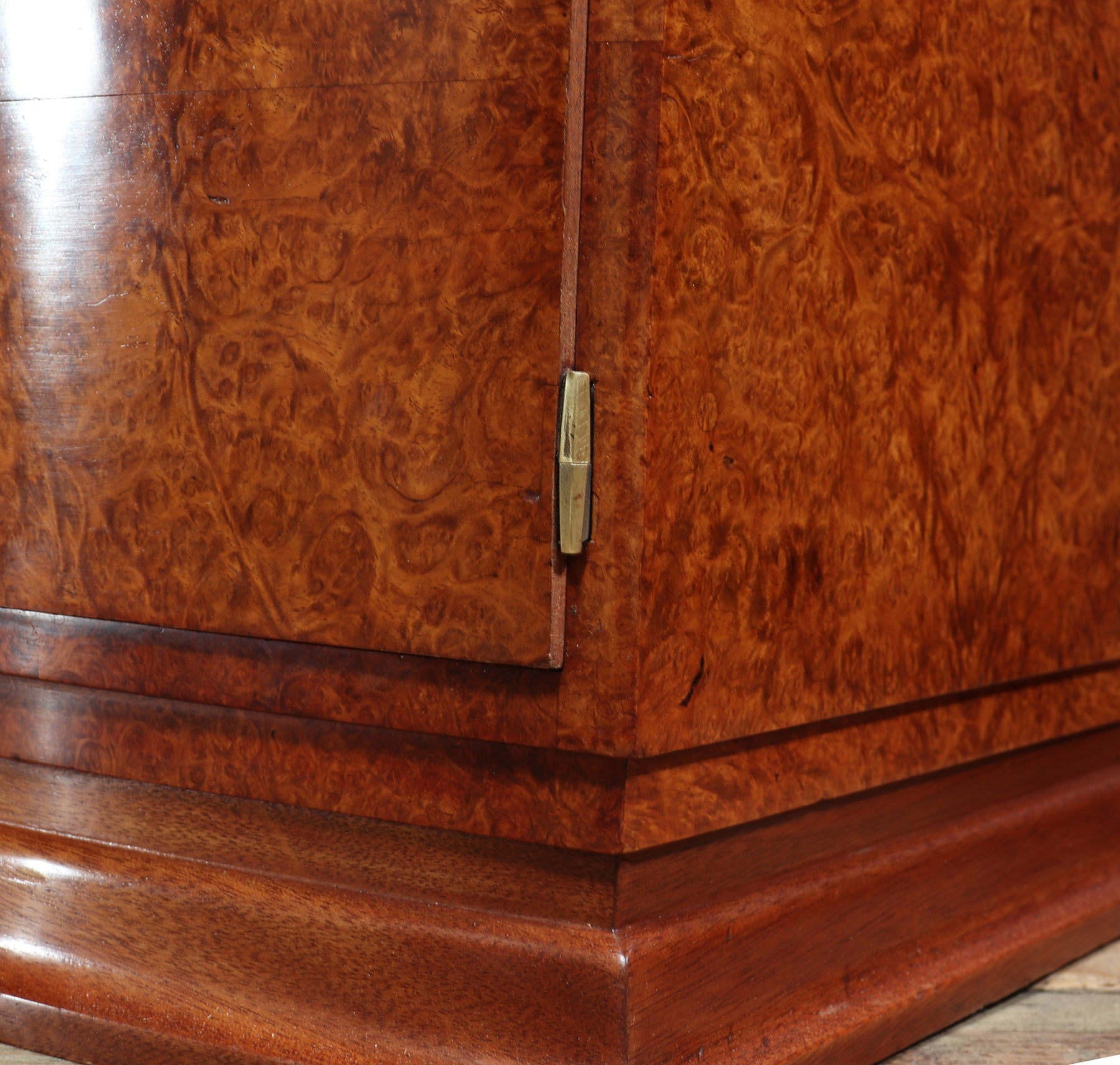 Art Deco Bedside Cabinets In Amboyna