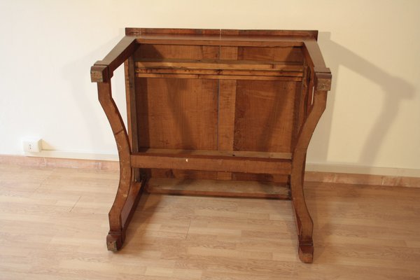 Liberty antique extendable dining table in cherry, Italy, 1920s
