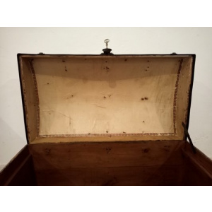 Travel trunk from early twentieth century, 1910s