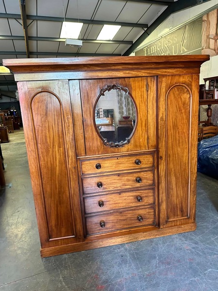 Victorian compactum wardrobe