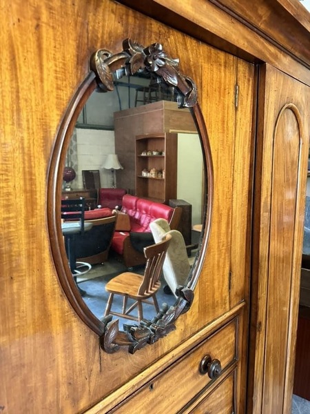 Victorian compactum wardrobe