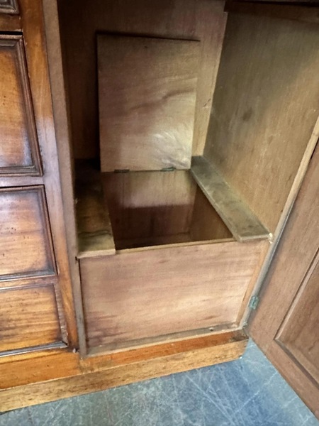 Victorian compactum wardrobe