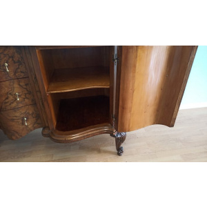 Vintage sideboard in walnut