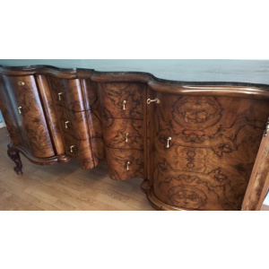 Vintage sideboard in walnut