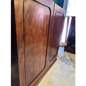 Victorian Mahogany Cabinet