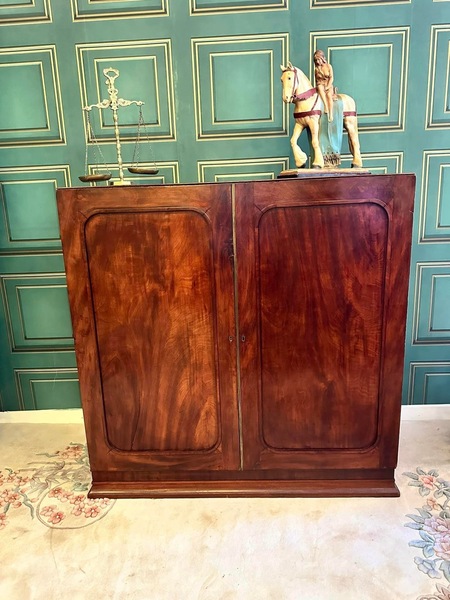 Victorian Mahogany Cabinet
