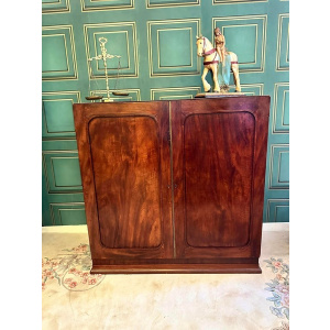 Victorian Mahogany Cabinet
