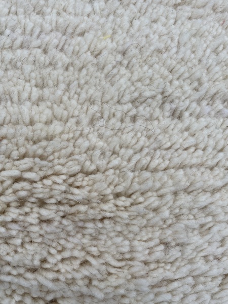White Beni Ouarain Handknotted Berber Rug