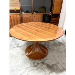 Dining Round Table in Walnut by Angelo Massoni for Mobilia
