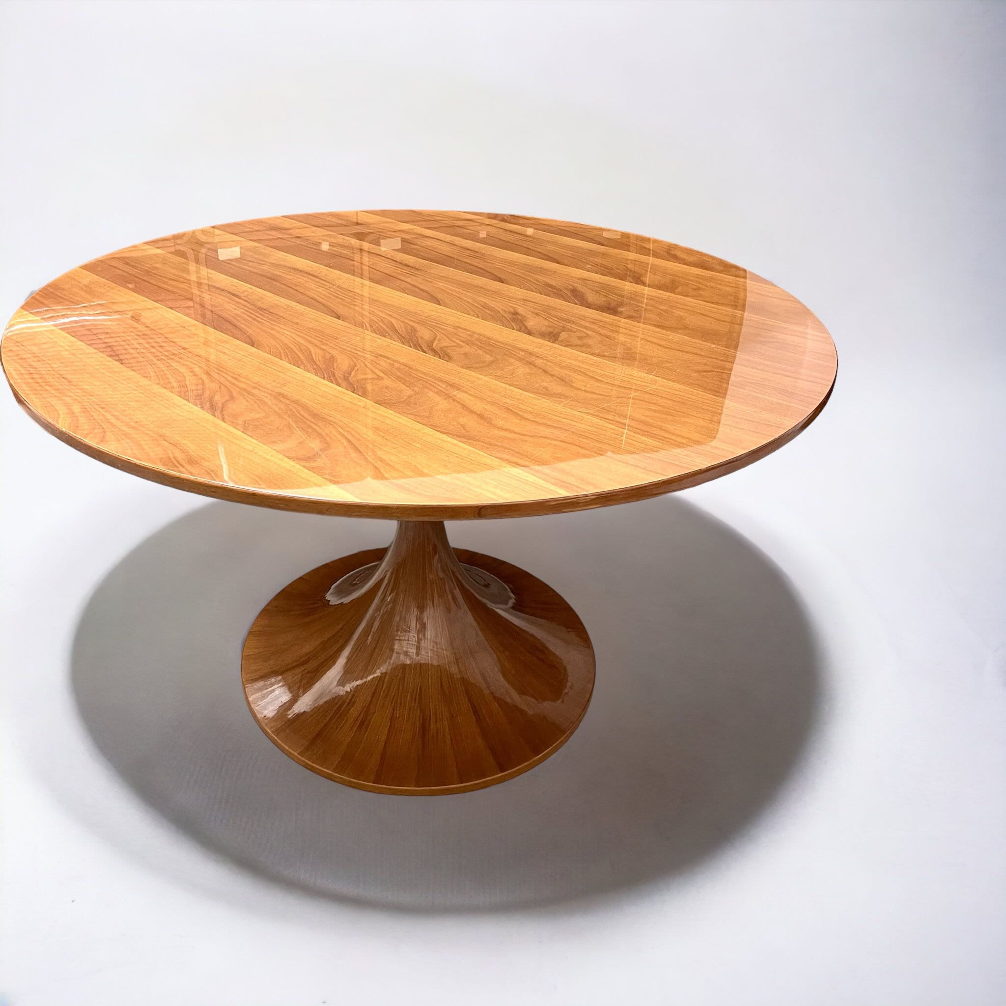 Dining Round Table in Walnut by Angelo Massoni for Mobilia