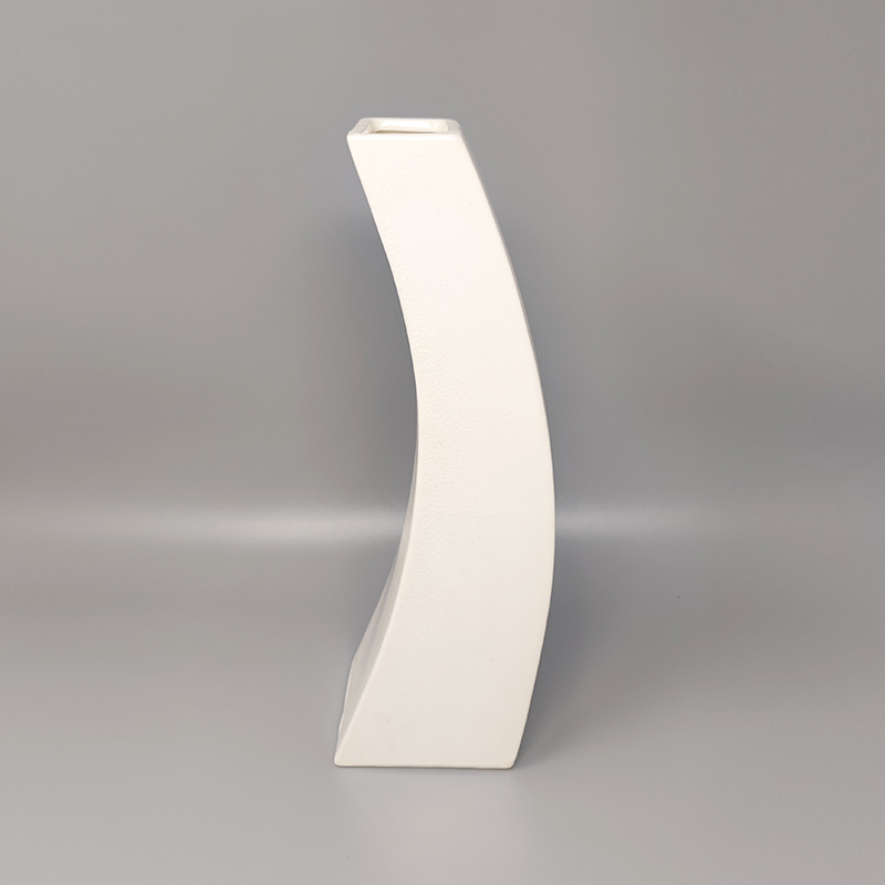 1970s Gorgeous White Space Age Vase in Ceramic by Franco Pozzi. Made in Italy